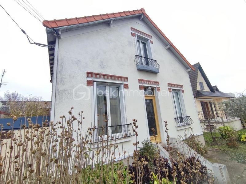 Maison traditionnelle - 101 m² - 5 pièces