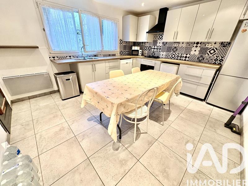 Maison - 104 m² - 5 pièces