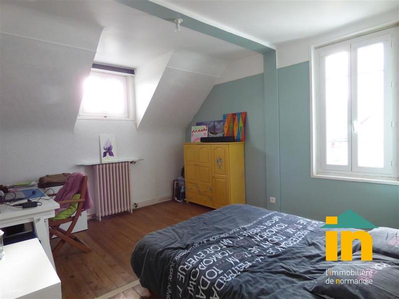 Maison de ville - 111 m² - 4 pièces