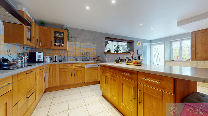 Maison - 130 m² - 6 pièces