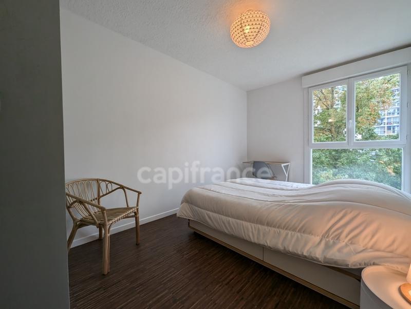 Appartement - 92 m² - 4 pièces
