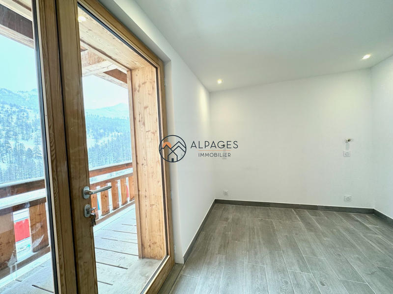 Châlet - 257 m² - 10 pièces