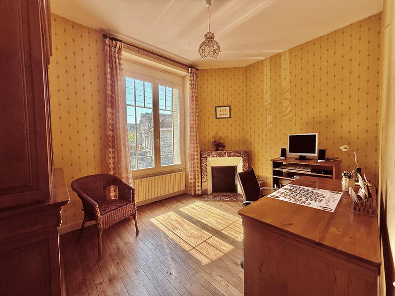 Maison - 120 m² - 7 pièces