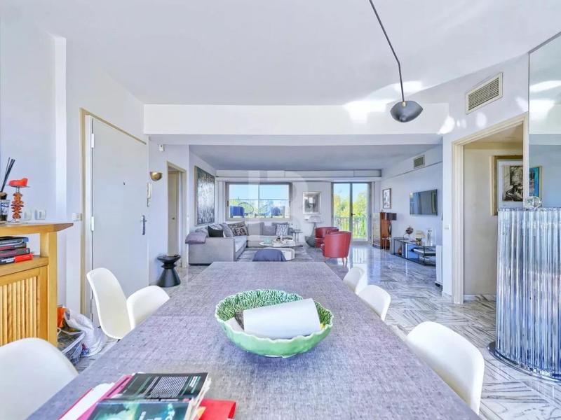 Appartement - 138 m² - 4 pièces