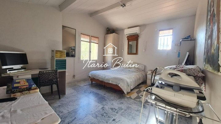 Maison - 152 m² - 6 pièces