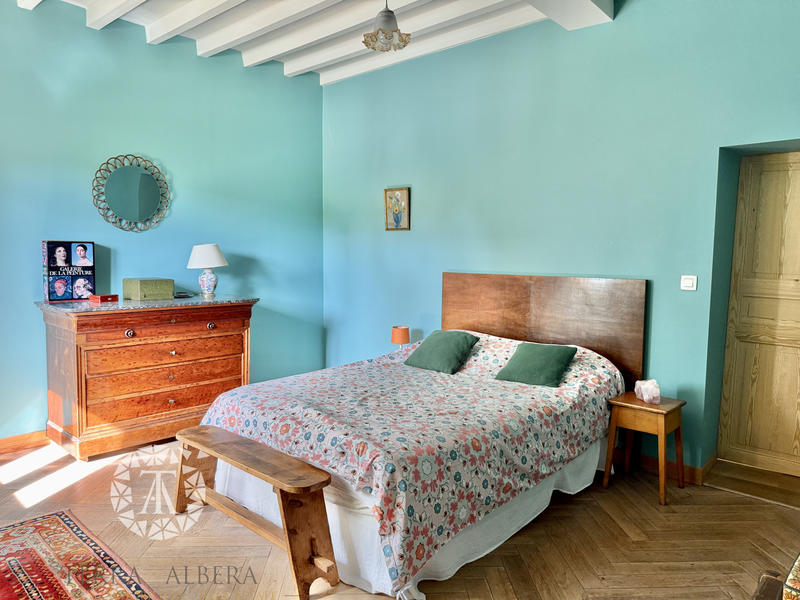 Propriété - 504 m² - 12 pièces