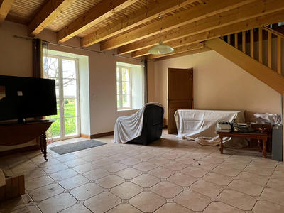 Maison - 213 m² - 4 pièces
