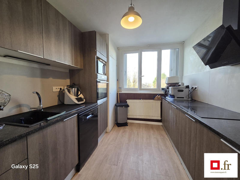 Appartement - 82 m² - 4 pièces