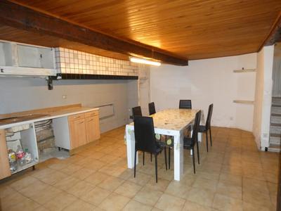 Maison - 85 m² - 4 pièces