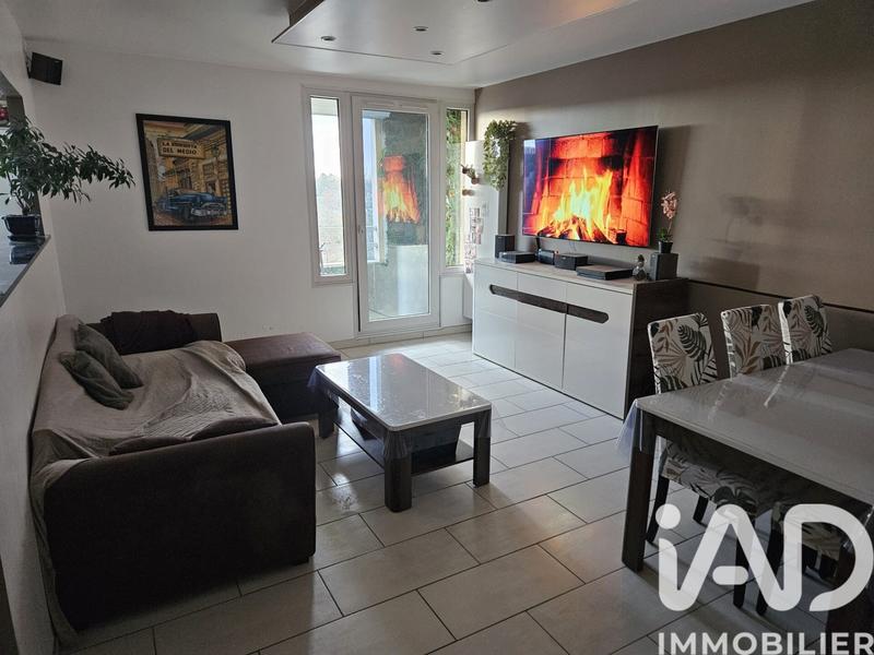 Appartement - 81 m² - 4 pièces