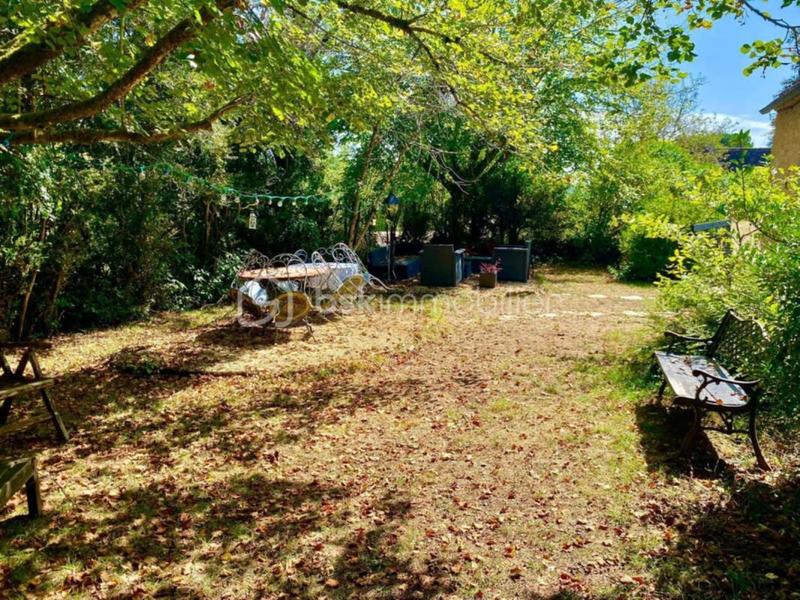 Maison en pierre - 151 m² - 7 pièces