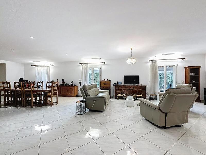 Villa - 187 m² - 5 pièces