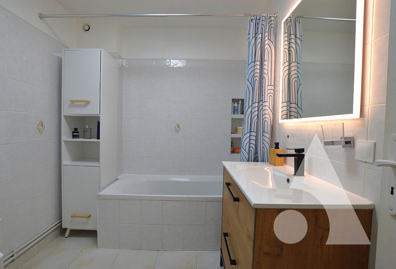 Maison - 60 m² - 3 pièces