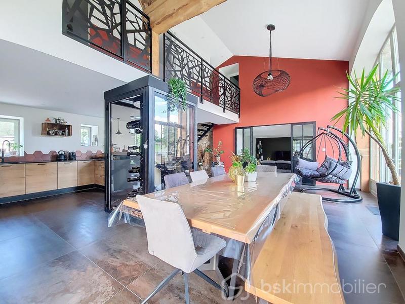 Corps de ferme - 170 m² - 7 pièces