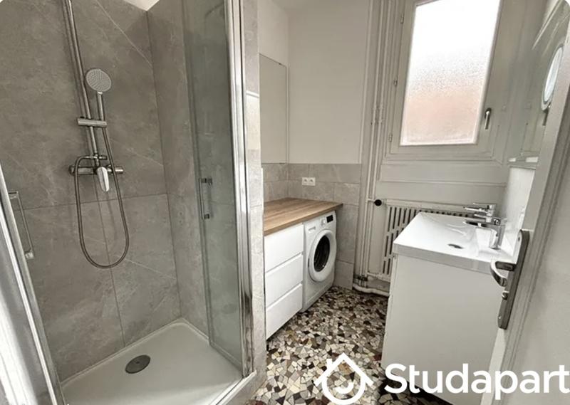 Chambre - 12 m² - 1 pièce