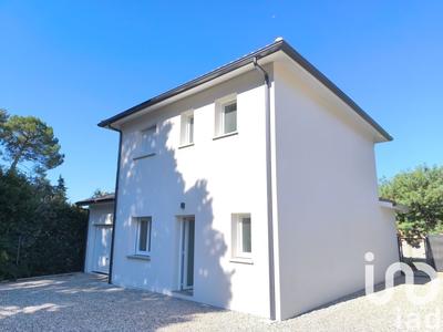 Maison - 104 m² - 5 pièces