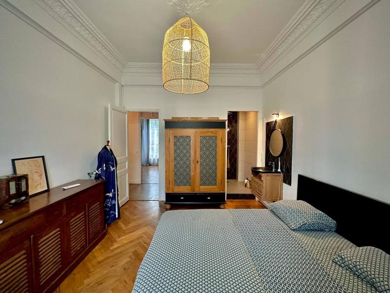 Appartement - 101 m² - 4 pièces