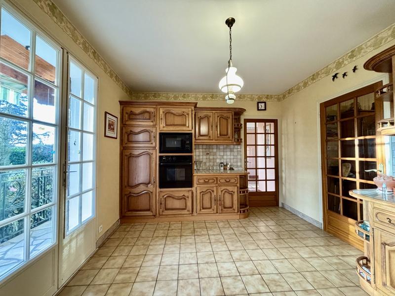 Maison traditionnelle - 133 m² - 4 pièces