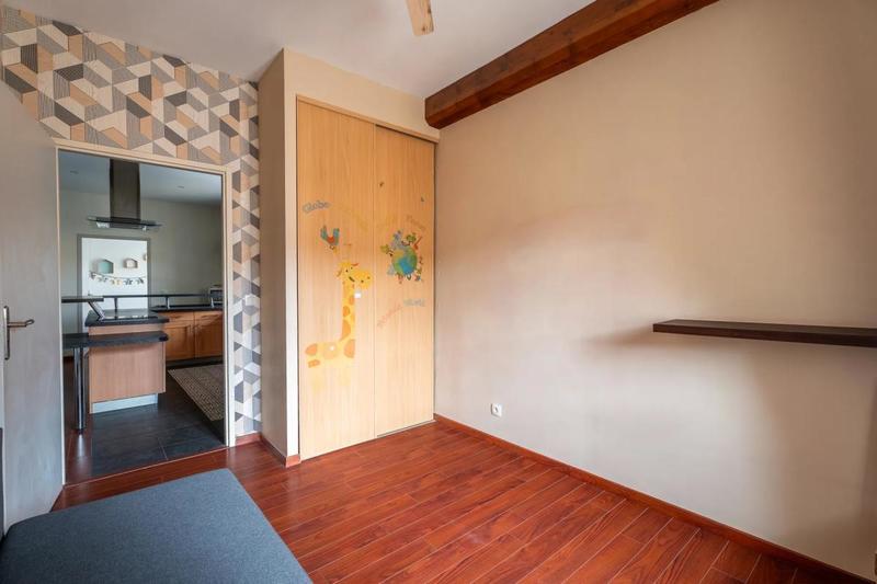 Appartement - 106 m² - 4 pièces