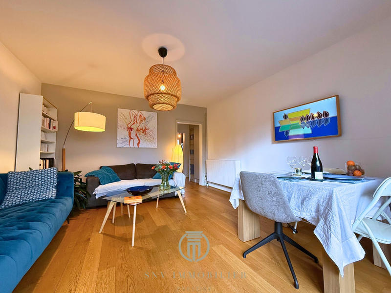 Appartement - 80 m² - 4 pièces