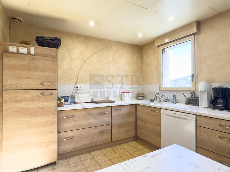 Maison - 110 m² - 6 pièces