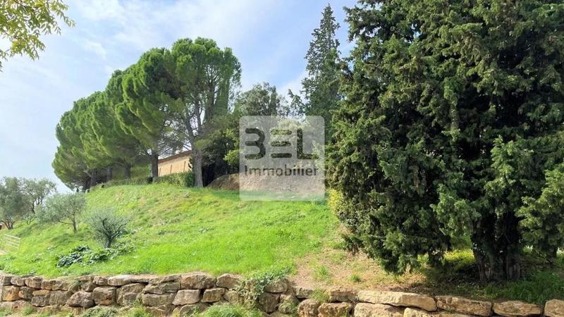 Villa - 147 m² - 8 pièces