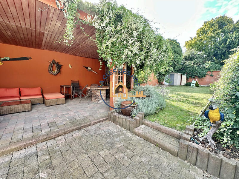 Maison - 208 m² - 6 pièces