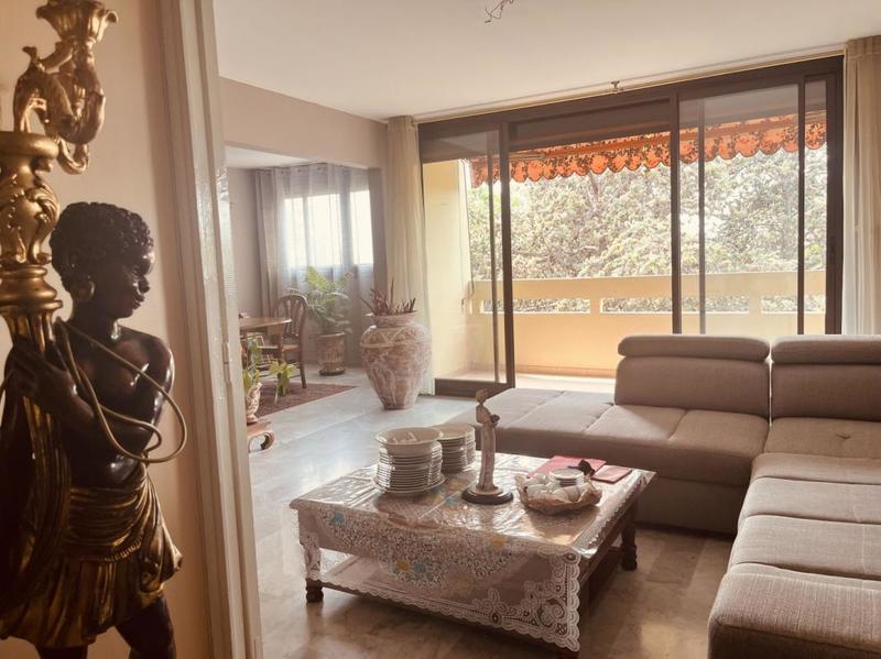 Appartement - 82 m² - 4 pièces