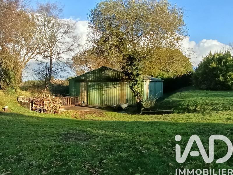 Maison - 183 m² - 11 pièces