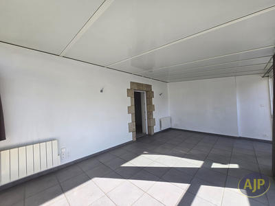 Maison - 89 m² - 5 pièces