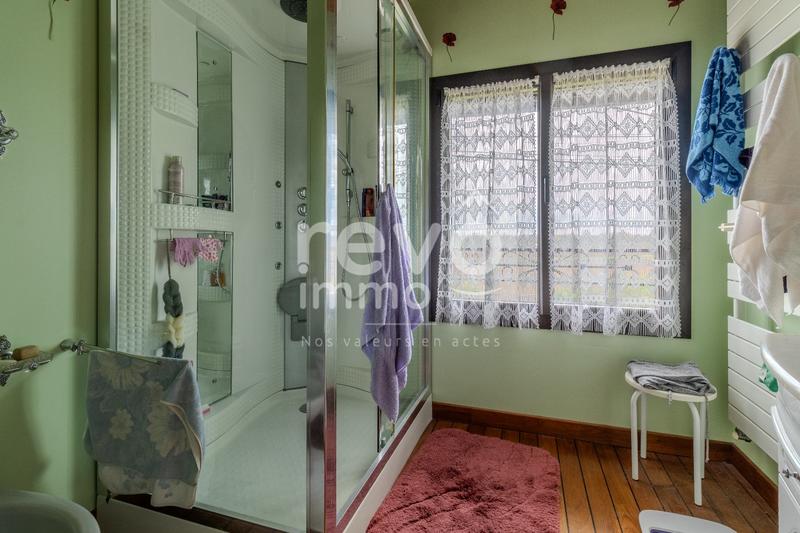 Maison - 478 m² - 12 pièces