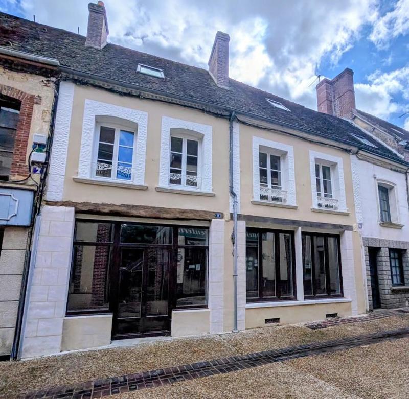 Maison - 160 m² - 9 pièces