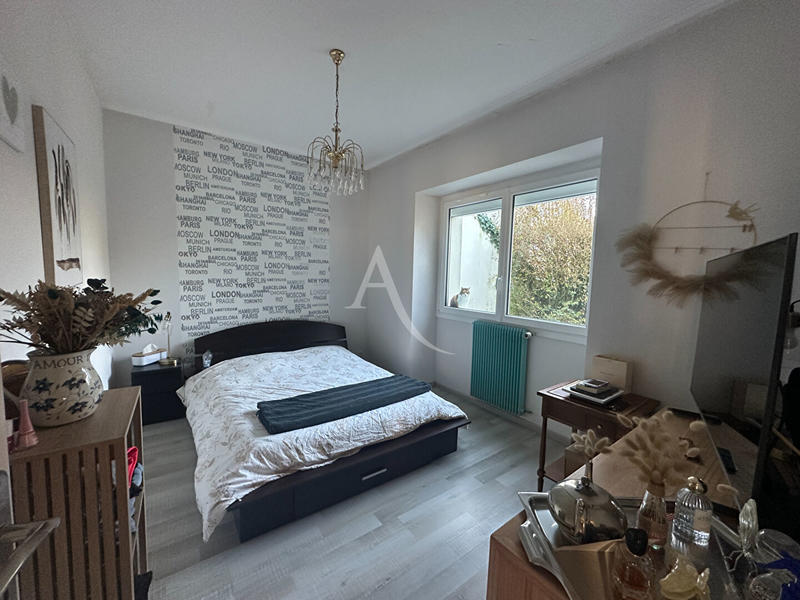 Maison - 128 m² - 7 pièces