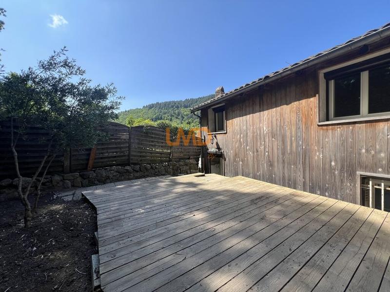 Maison - 133 m² - 6 pièces