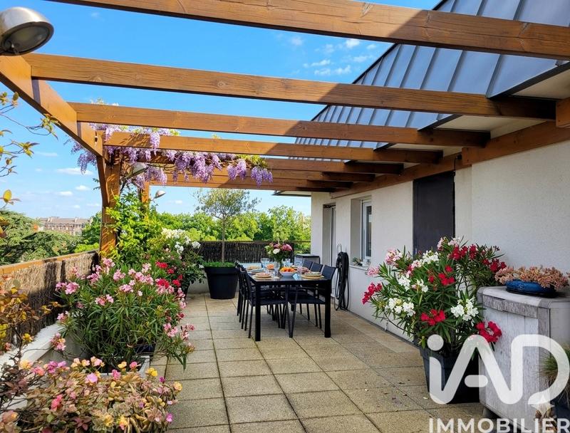 Appartement - 103 m² - 5 pièces