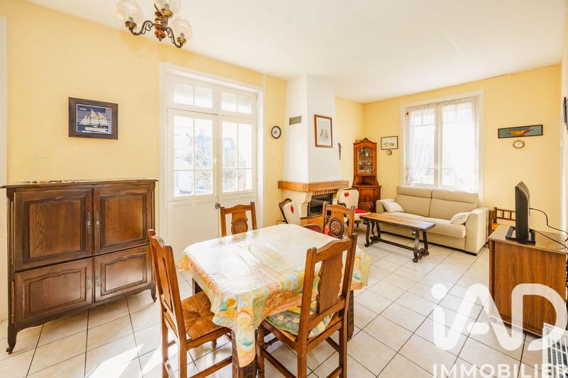 Maison - 79 m² - 6 pièces