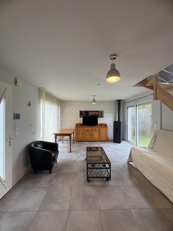 Maison - 92 m² - 5 pièces