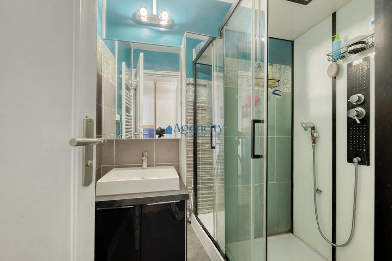 Appartement - 64 m² - 4 pièces