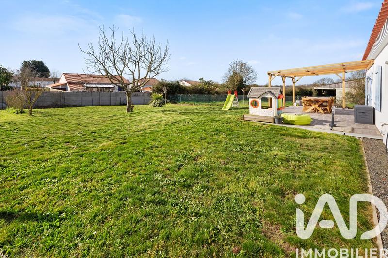 Maison - 98 m² - 4 pièces