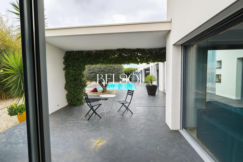 Villa - 180 m² - 5 pièces