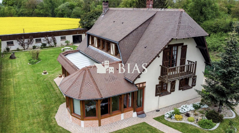 Viager - Maison traditionnelle - 145 m² - 6 pièces