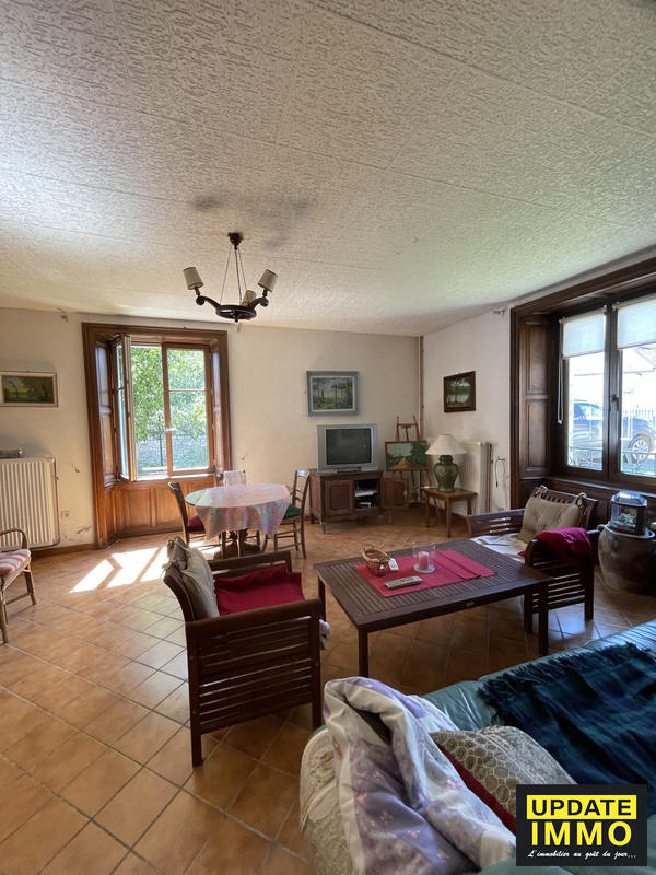 Maison ancienne - 241 m² - 7 pièces