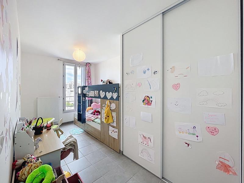 Appartement - 82 m² - 4 pièces