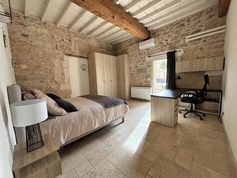 Maison - 340 m² - 10 pièces