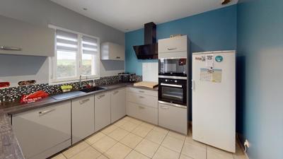 Maison - 93 m² - 4 pièces