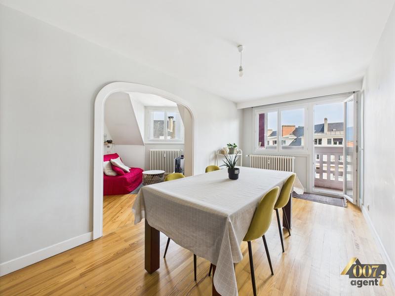 Appartement - 79 m² - 4 pièces