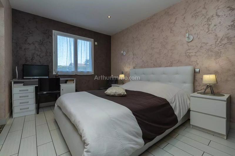 Maison - 170 m² - 5 pièces