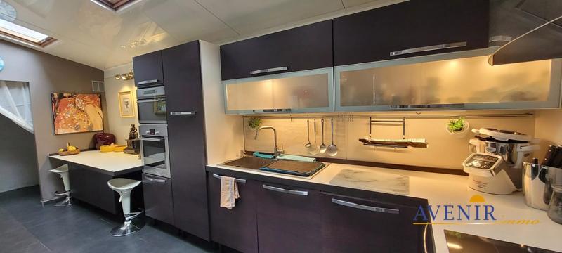 Appartement - 87 m² - 3 pièces