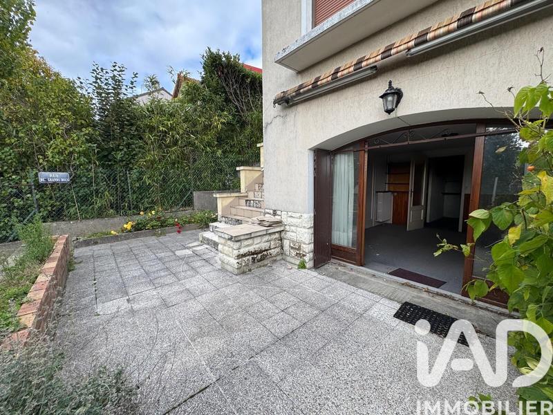Maison - 104 m² - 7 pièces