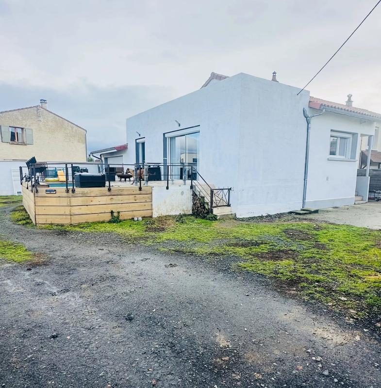 Maison - 97 m² - 4 pièces